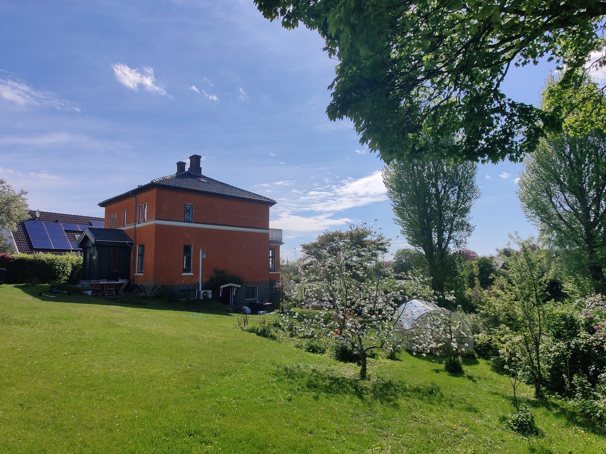Det italiensk inspirerede hus i Helsingør, der har en terrakotta-orange farve