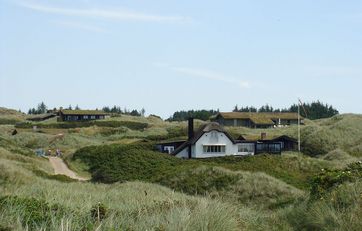 Sommerhusområde Sommerhuse i bakket klitlandskab