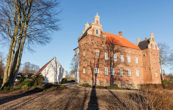 Nakkebølle set udefra