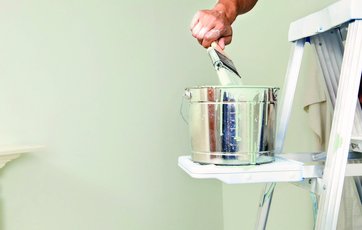 Mal vægge i neutrale, lyse farver, hvis du skal sælge hus