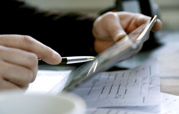 beregning på elektronisk tablet