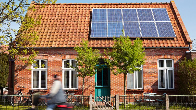 Vi vil få flere vindmøller og solceller i Danmark
