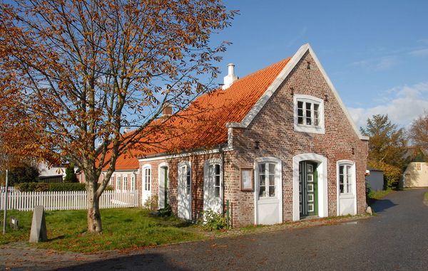 Har du et ældre hus - og savner du viden om alt fra vedligeholdelse til gammel byggeteknik, kan du søge inspiration i bøger, på nettet eller få professionel rådgivning.