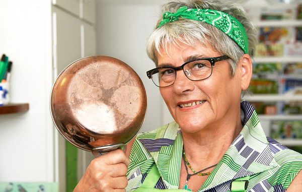 Bolius’ rengøringsekspert Fru Grøn har vurderet nogle af de mest udbredte husråd om at bruge madvarer til rengøring, og her er hendes vurdering. Foto: Tommy Verting