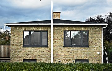 Sådan falder lyset i en bungalow