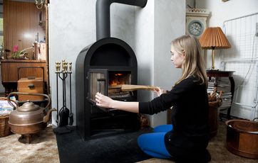 Hvor m eget forurener min brændeovn?
