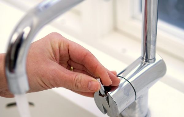 Blandingsbatterier køkkenvasken