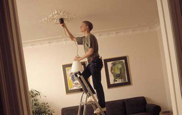 Du kommer hurtigt galt afsted, hvis du sjusker med el-arbejdet.
Foto: Sikkerhedsstyrelsen