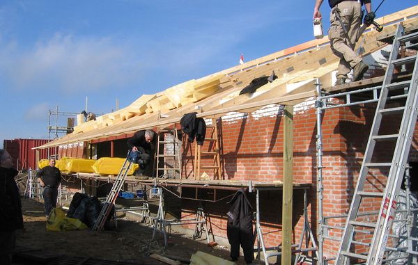 Byggeplads Byggematerialers kvalitet kan vurderes efter funktion, holdbarhed og æstetik