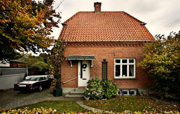 murermestervilla i røde mursten og rødt tegltag.