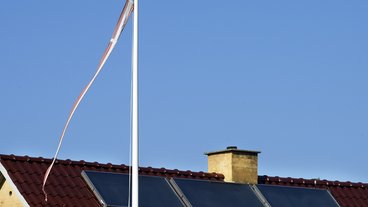 Kan en flagstang skygge for dine solceller?