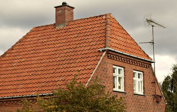 Murermestervilla i mursten og med
tegltag.