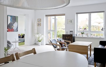 lys stue i rækkehus