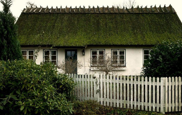 Stråtækt landhus.