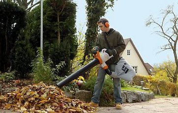 løvsuger blad blæser