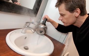 Må jeg bruge afløbsrens?