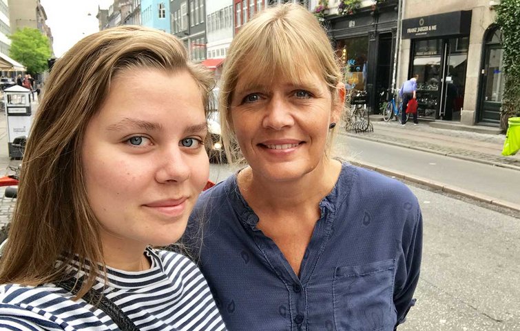 Lundsgaard Datter og mor sammen i København
