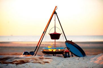 Undersøg de gældende brandvedtægter i kommunen inden du tænder bål på stranden.