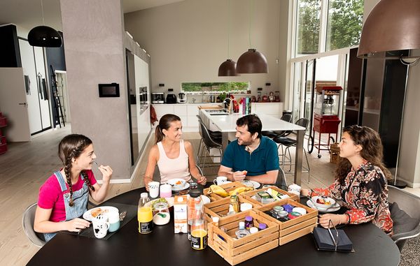 Familie morgenmad