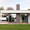 Moderne hus med fladt tag. Foto: Aarstiderne Arkitekter