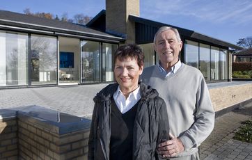 Hvor mange ældre vil blive boende i egen bolig?