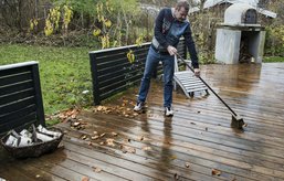 Bliv ikke til Bambi: Pas på den glatte træterrasse