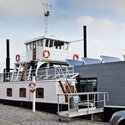 Husbåddrømme: Han bor på en bilfærge