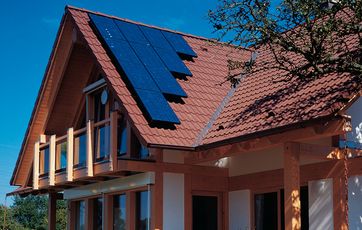Tænk over forskellige løsninger, hvis du overvejer at installere solceller på dit hus.