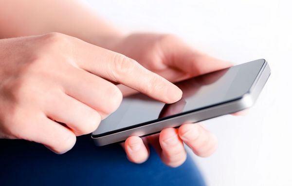 Fra mobilen kan du tænde varmen i sommerhuset, så det er varmt, når du ankommer. Foto: Bigstock.com