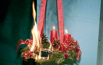 Brand i juledekorationer stinker i dit hus