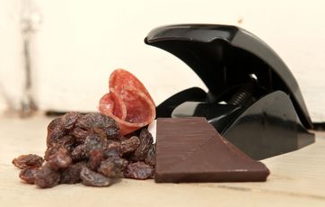 Musefælde med chokolade, pølse og rosiner Hvordan slipper du af med mus, når de er flyttet ind?