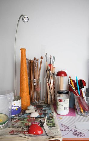 Pensler og andre hobby-redskaber. Pensler og andre hobby-redskaber.