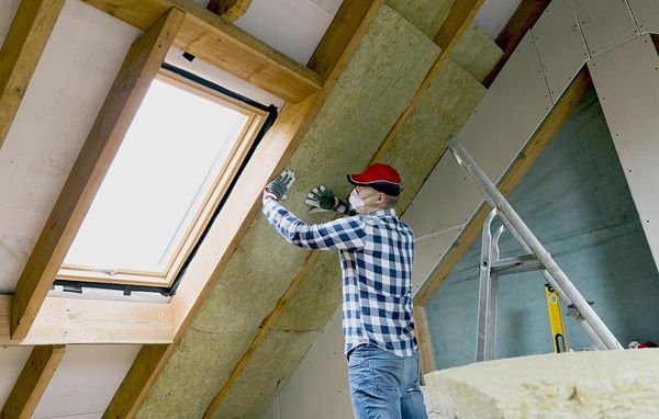 isolering efterisolering loft tag varmetab besparelse