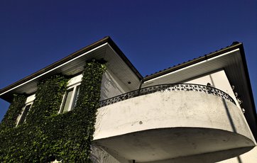 I funkishuse blev beton brugt på nye måder, fx til at skabe fritsvævende balkoner.
