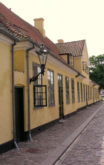 Facade med jordfarve
