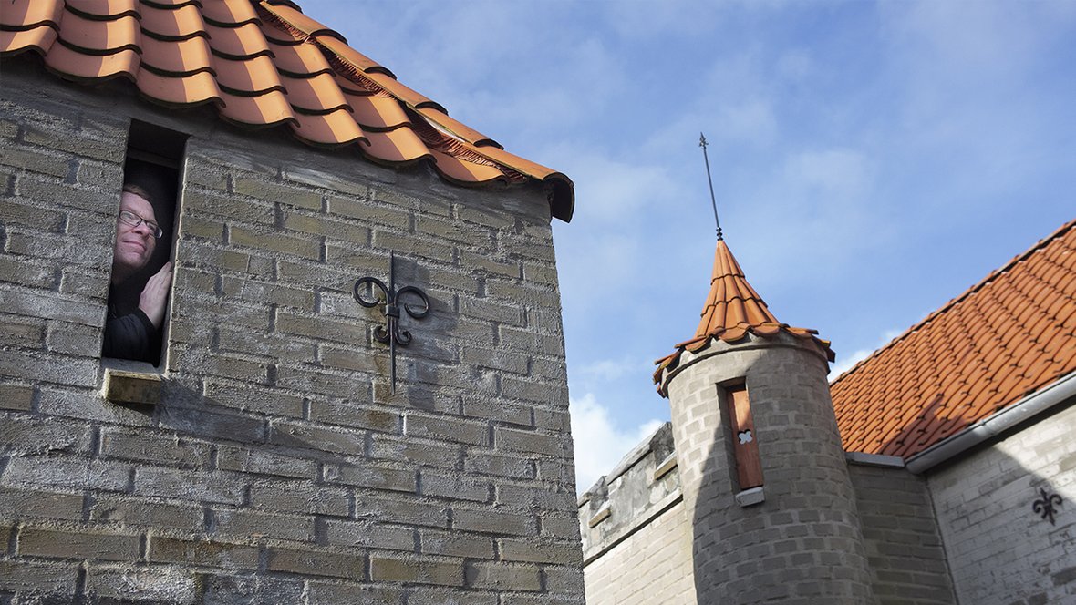 Mur foran forhave er en borgmur