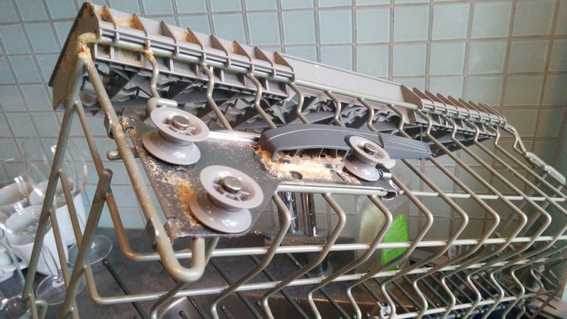garage operation Udsigt Rengøring af opvaskemaskine | Undgå snavs og lugt med disse 6 råd