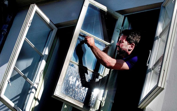 Hoved underviser mørk Vinduespudsning | 10 gode råd til vask af vinduer