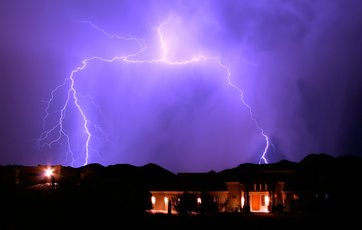 Torden: Sådan sikrer du effektivt din bolig mod lynnedslag